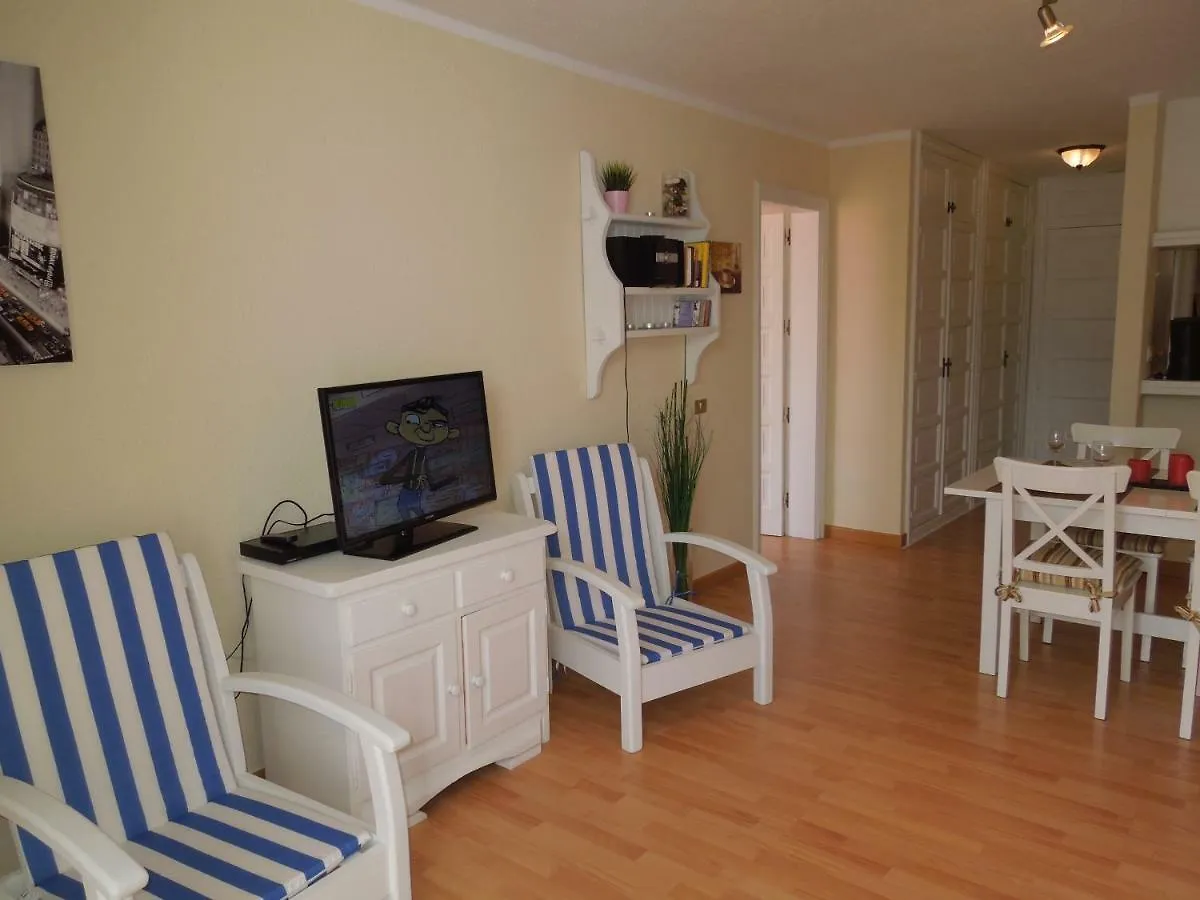 Apartment Vistasol, Beach Front With Heated Pool In Parque Santiago 2, Wifi Playa de las Americas   Playa de las Americas (Tenerife)